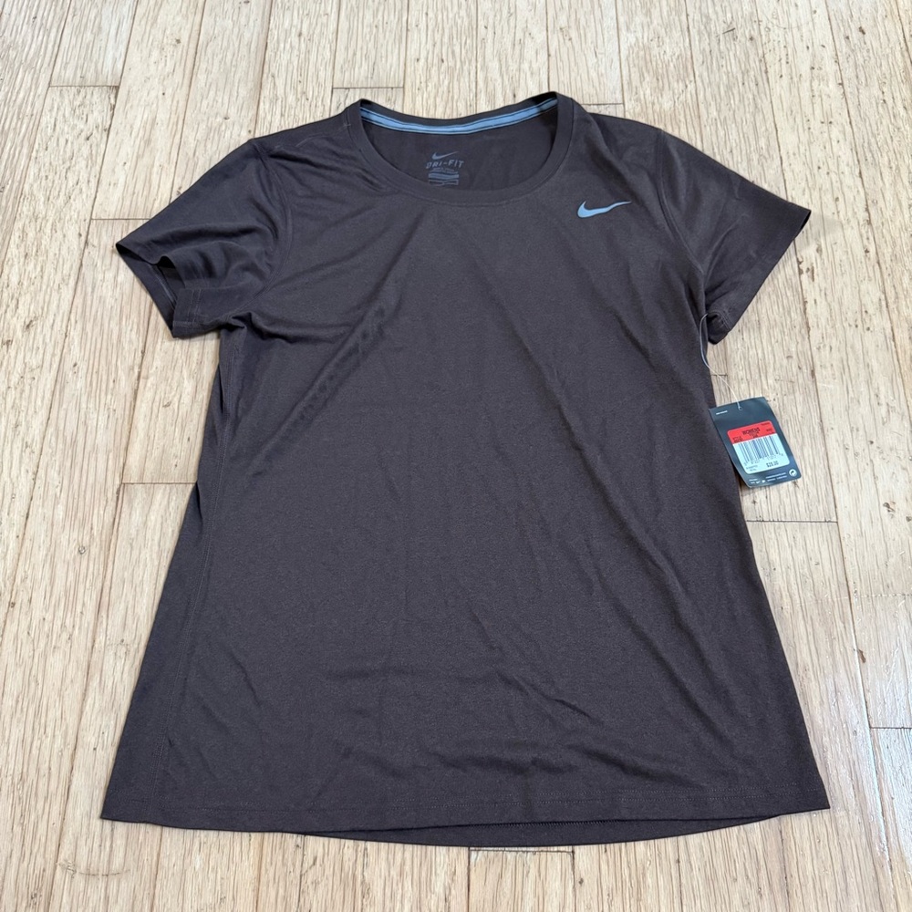 NIKE WOMENS LEGEND TEE - Picture 2 of 6